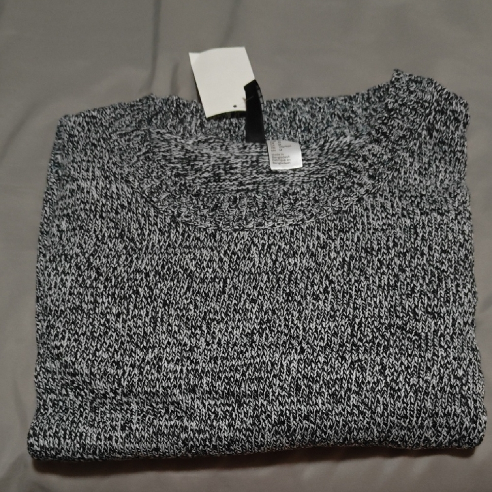H&M Monochrome Crewneck Sweater